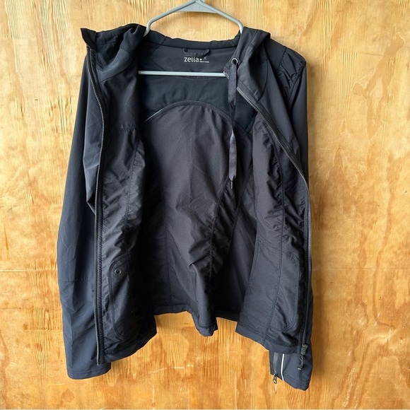 Zella Full Zip Black Reflective Hooded Activewear Sweatshirt Jacket - Picture 6 of 11